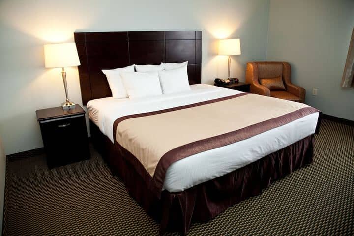 Room 6 of 46