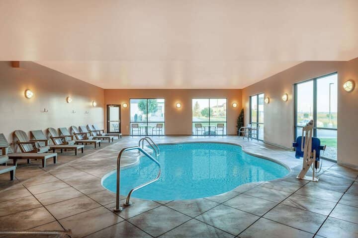 Pool 26 of 46